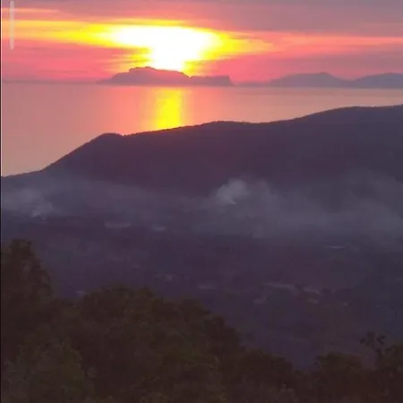 La Stanza Del Sole Mercato Cilento